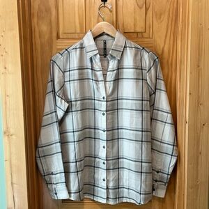 Kuhl Women’s Plaid Button Up